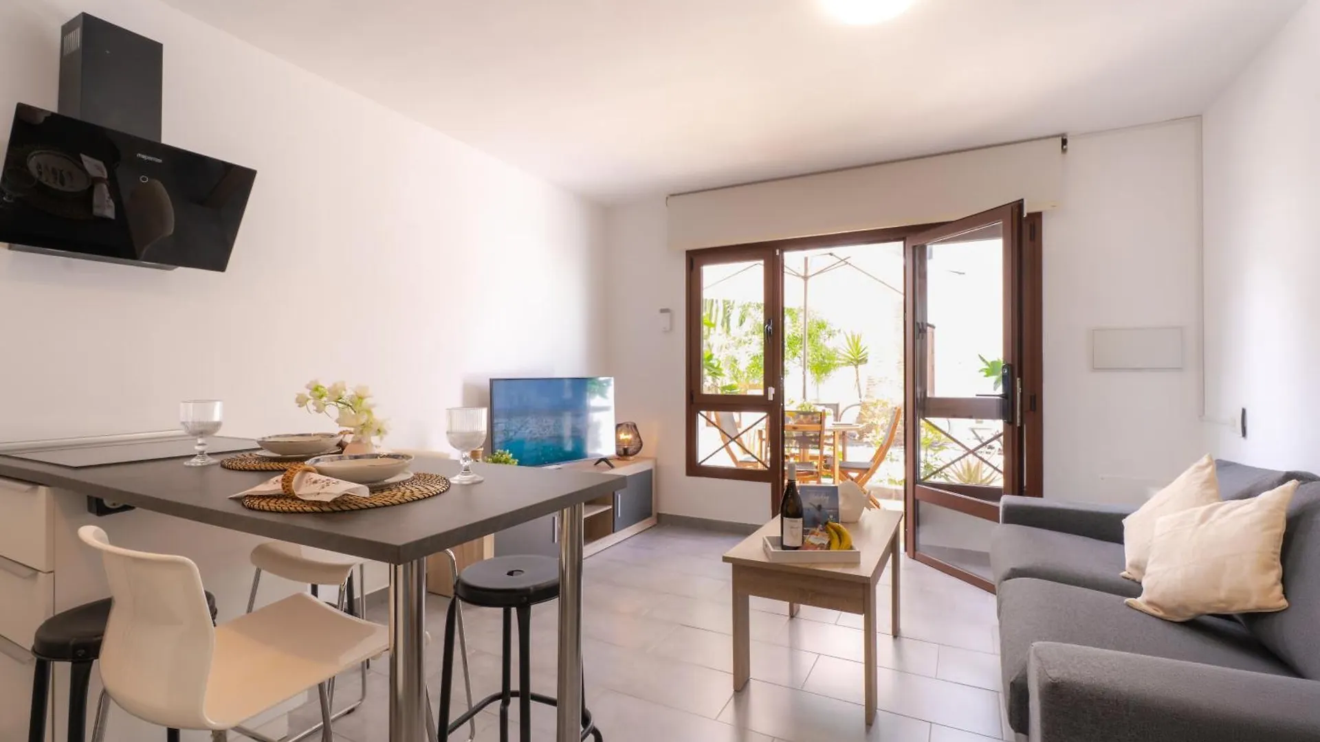 Precioso Apartamento Con Terraza Vista Piscina Corralejo